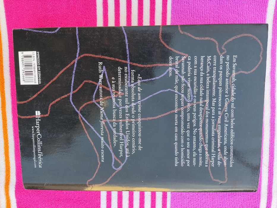 Livro: Ecos de um crime (Christi Daugherty)