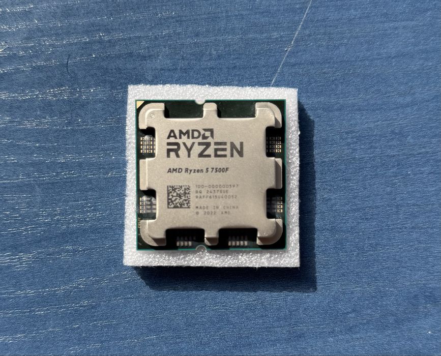 AMD Ryzen 5 7500F