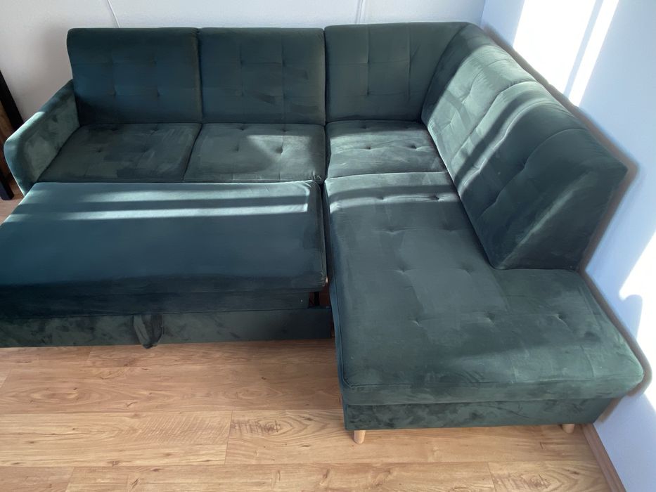 Zielony Naroznik z fukcja spania stan bardzo dobry !!!