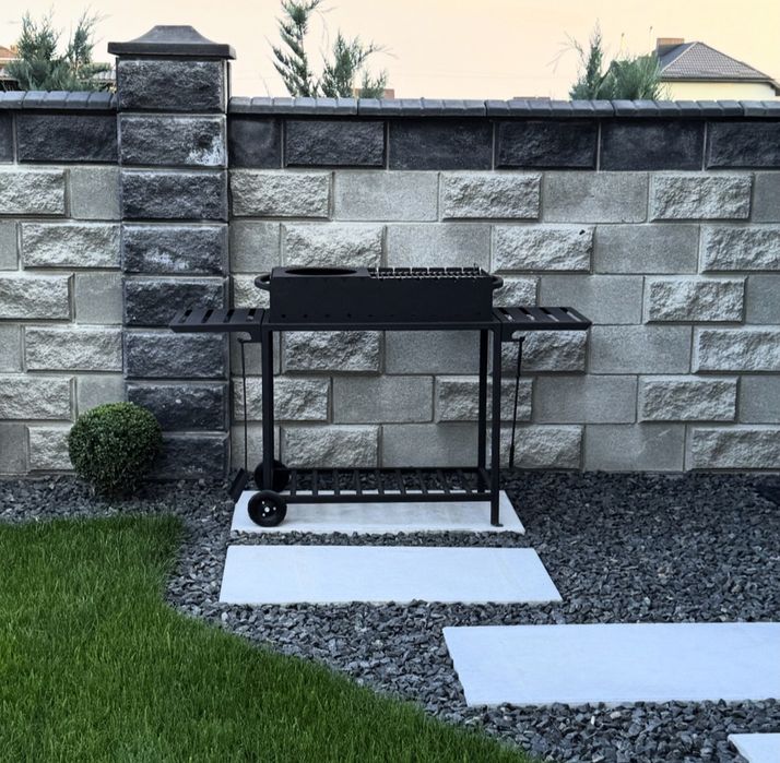 мангал гриль барбекю стаціонарний мангал на колесах  вугільний гріль