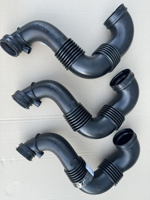 Патрубок повітряний 3.0 (OM 642) на Mercedes-Benz VITO W639.