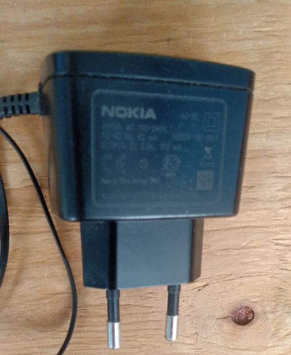 Зарядка для Nokia.