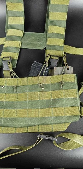 Chestrigg molle na 4 magazynki