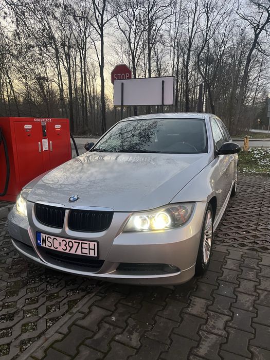 BMW 320i E90 2.0 Benzyna + LPG • 150 KM