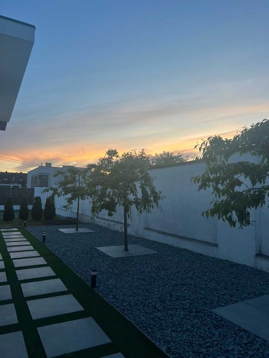 Продаж сучасного будинку в с. Солонка з ландшафтним дизайном