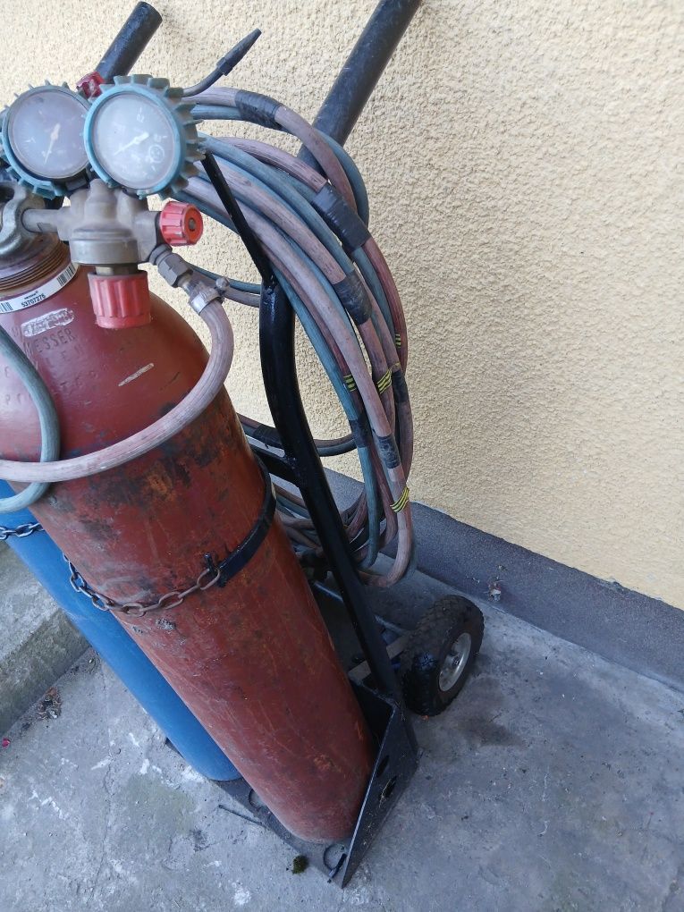 Gazy techniczne do cięcia i grzania plus wózek