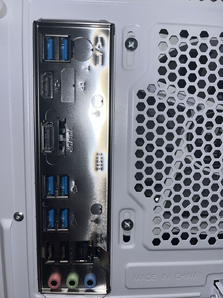 PC Gaming | RTX 4060 | R5 8400F | 32GB DDR5
