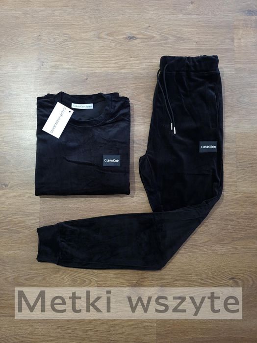 Dresy welurowe damskie