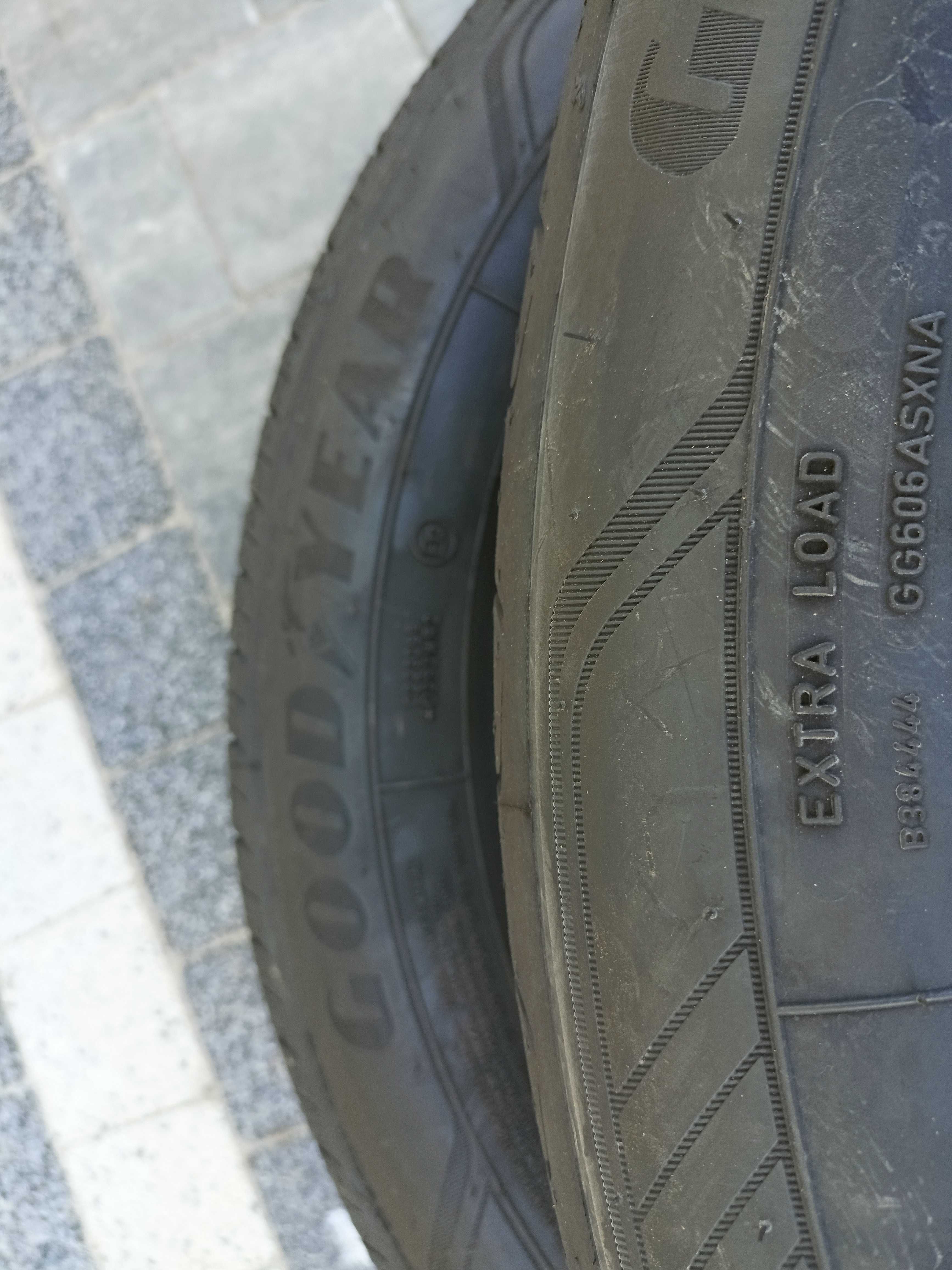 2  opony 205/55R16 goodyear   ,  8-9mm ,   DEMO   ,  2022 r