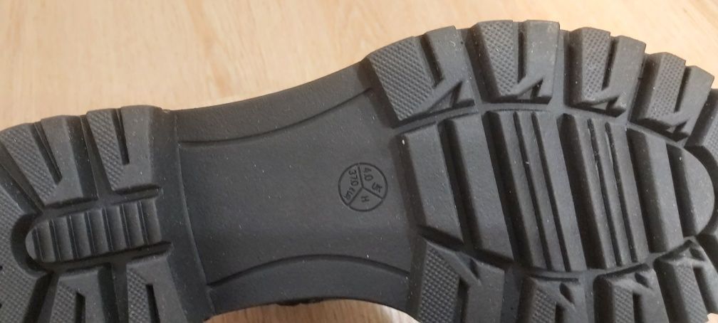 Buty Jana, damskie trzewiki rozmiar 37 NOWE