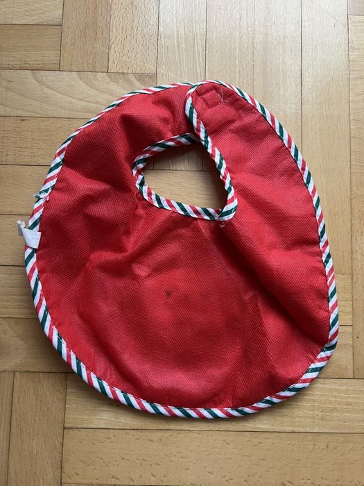 Sliniaczek i skarpetki świąteczne dla niemowlaka