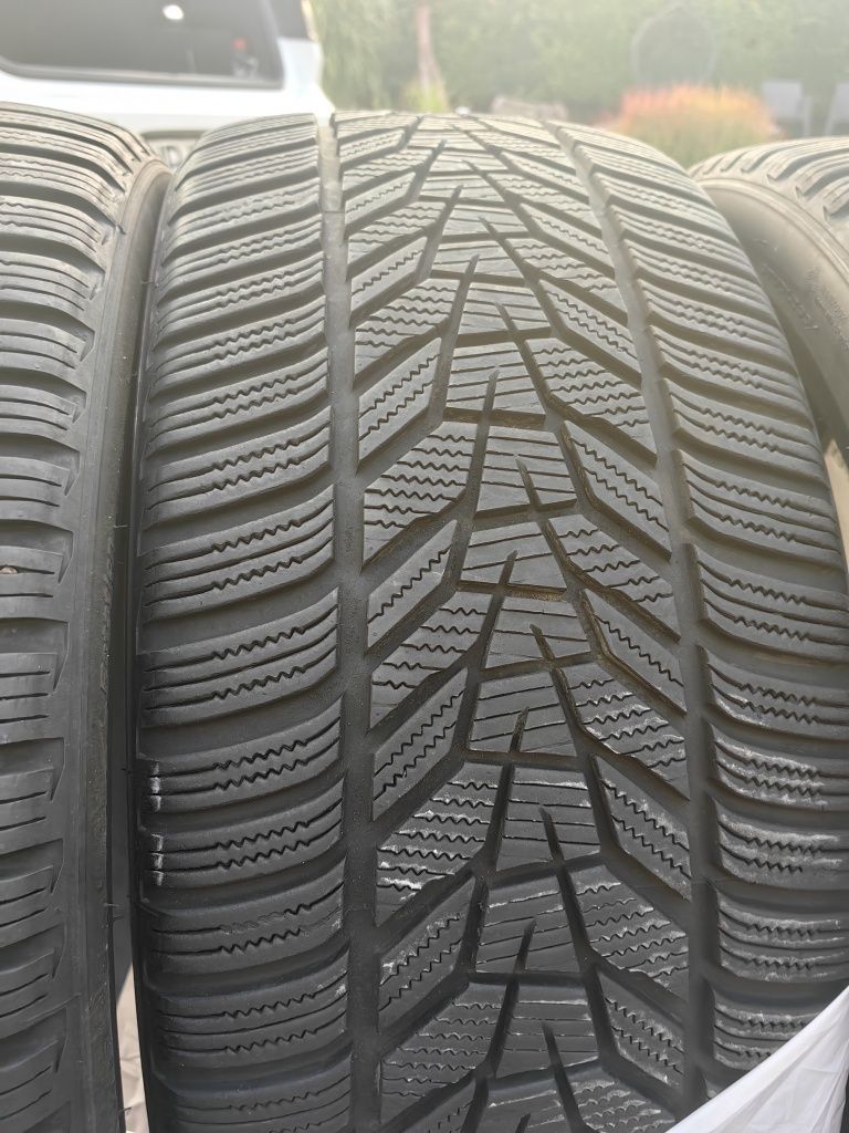 Opony Hankook Winter i*cept evo3 W330