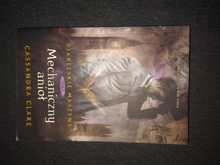 Dobra książka - Mechaniczny anioł Cassandra Clare (P56)