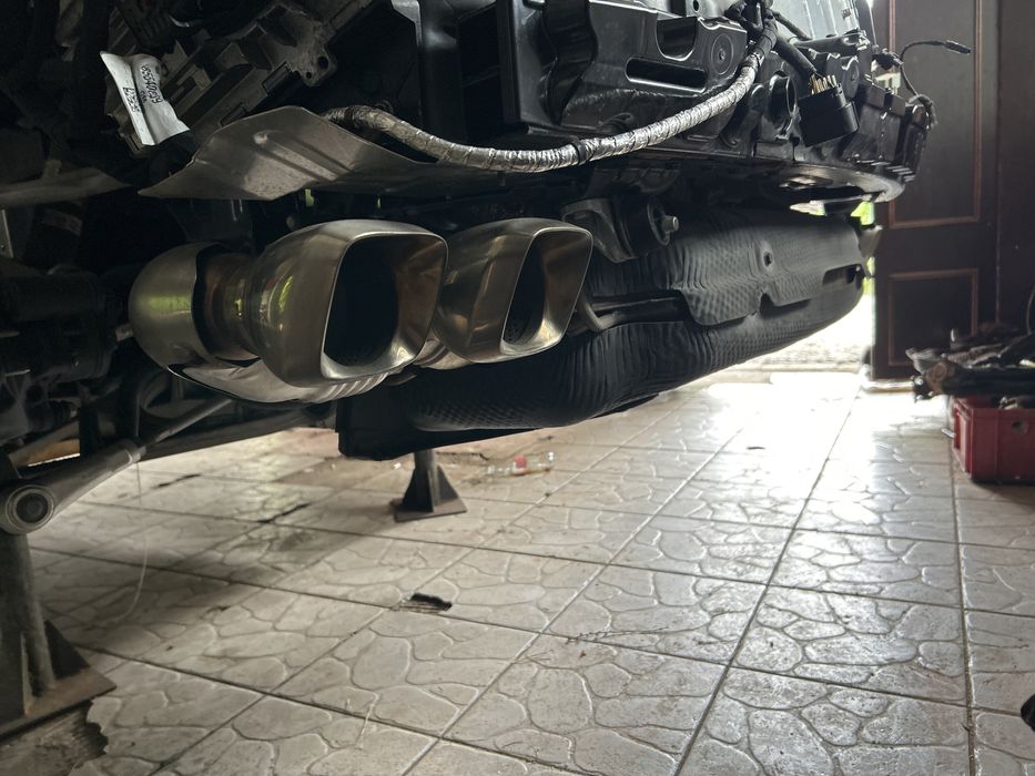 Chevrolet corvette c8 wydech tłumik układ wydechowy oryginał