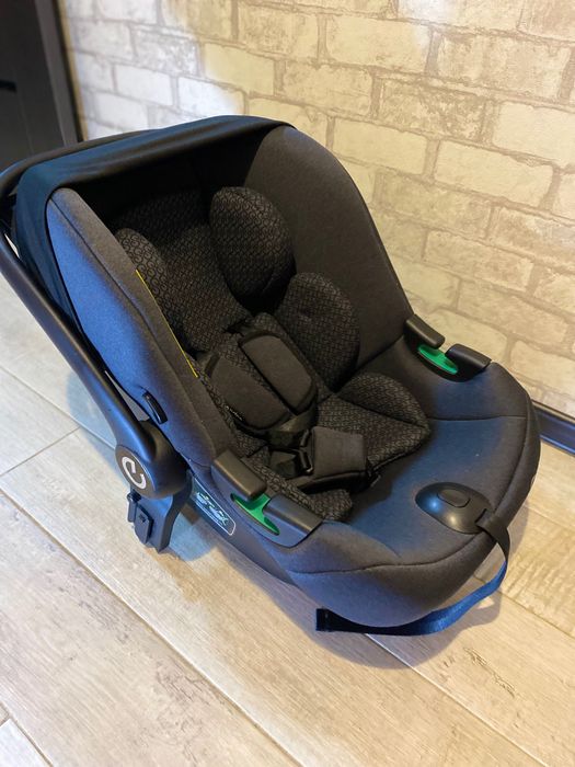 Автокрісло (автолюлька) 0+