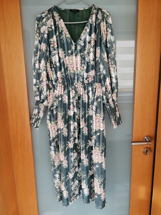 Sukienka FEMESTAGE roz. 36
