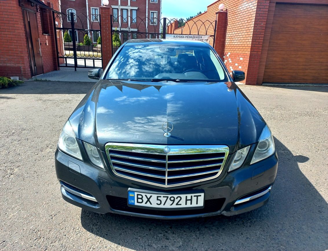 Продам Mercedes-Benz E-Class w212 2.2CDI