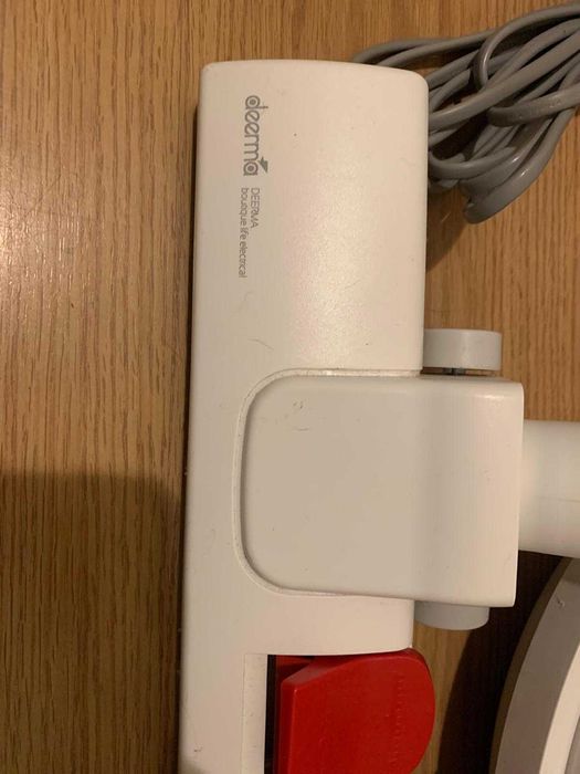 Vendo aspirador de pó DEERMA.