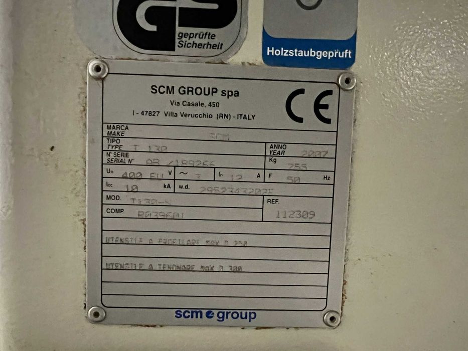 Frezarka dolnowrzecionowa SCM T130N