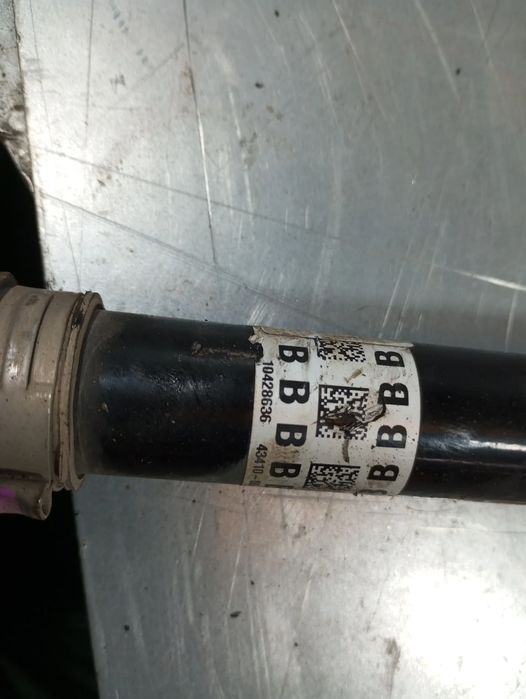 Transmissão frente direita TOYOTA Yaris Cross (MXP_)