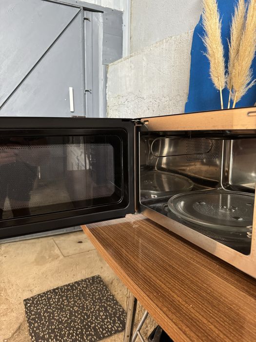 Microondas com grill Qilive digital 30L