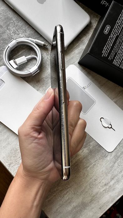 iPhone 11 Pro Max 64 гігабайт білий