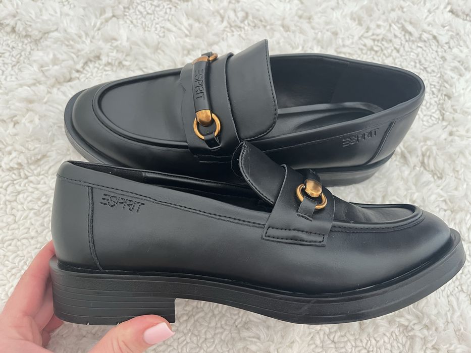 Esprit лофери нові