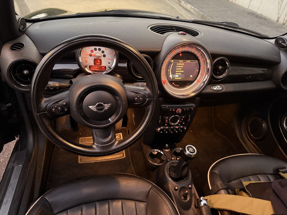 Mini Cooper Cabrio Super Estimado