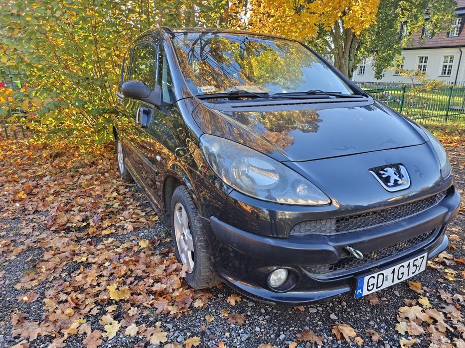 Peugeot 1007. Uszkodzony silnik. Automat. 1.6 benzyna