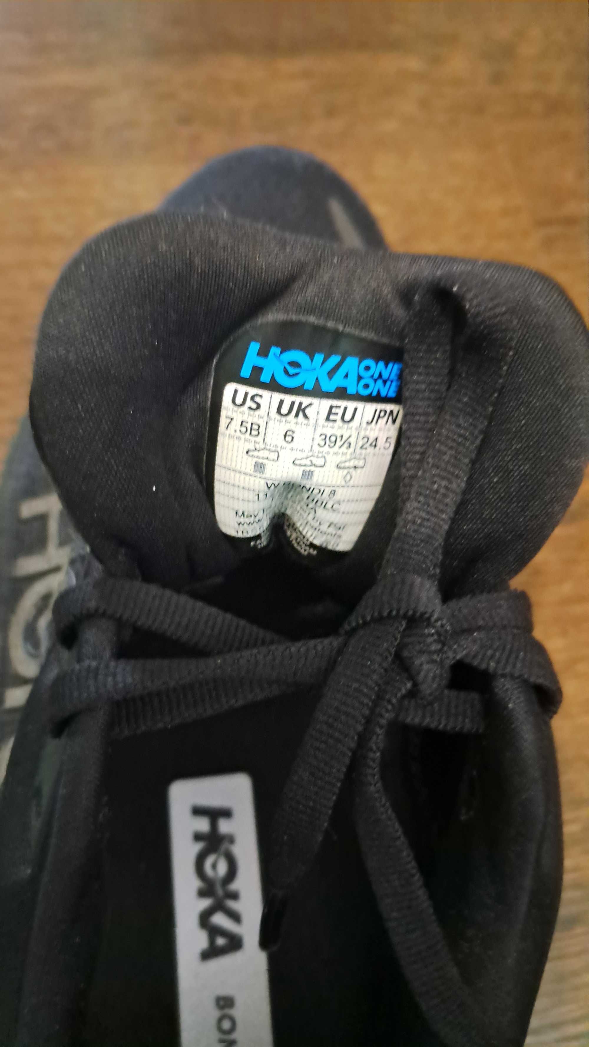 Кросівки Hoka Bondi 8.  Р 39 1/3.  24.5см