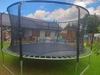 Sprzedam ogrodową trampolinę 420cm