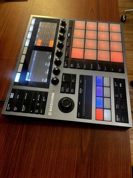 Native Instruments Maschine Plus (Standalone)