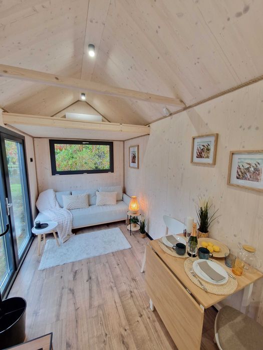 Mrozy House - nowoczesny dom Tiny na wynajem - mały dom, duży spokój