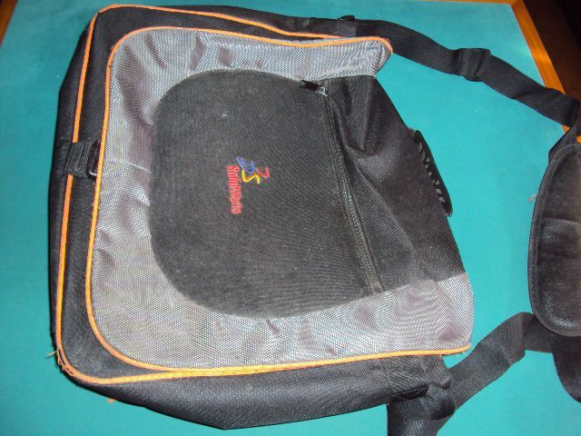1 Saco para transporte de computador como novo usado mas em bom estado