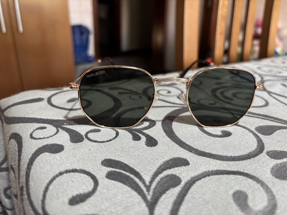 Oculos de sol marca refleczo