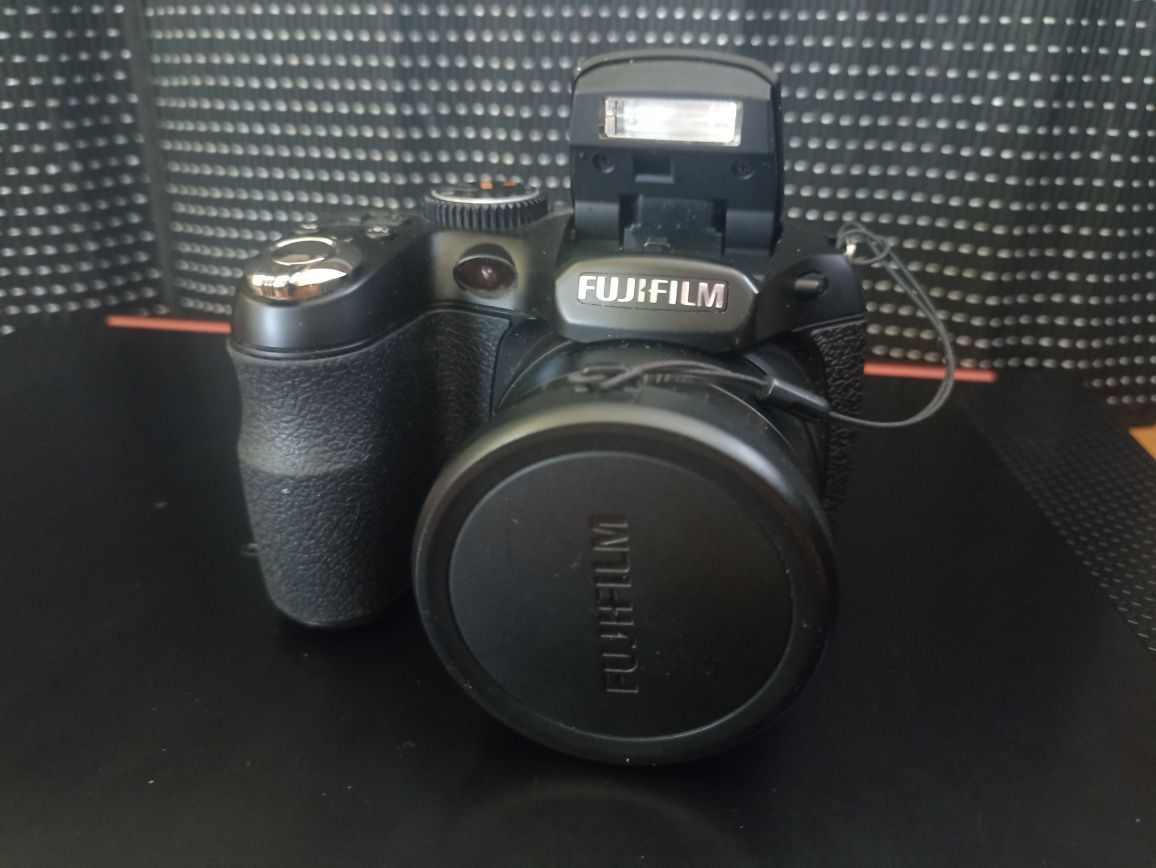 Фотоапарат FinePix S2980