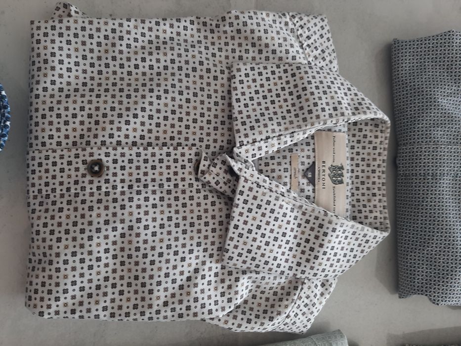 Markowa bawełniana koszula męska Bertoni M