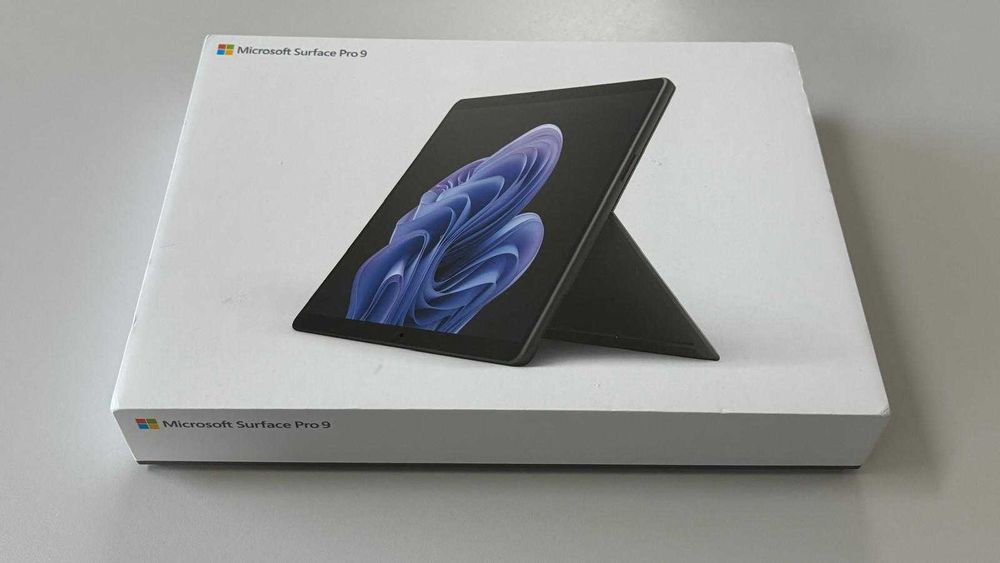Surface Pro 9 i5 256GB/SSD 8GB-RAM (Como novo)
