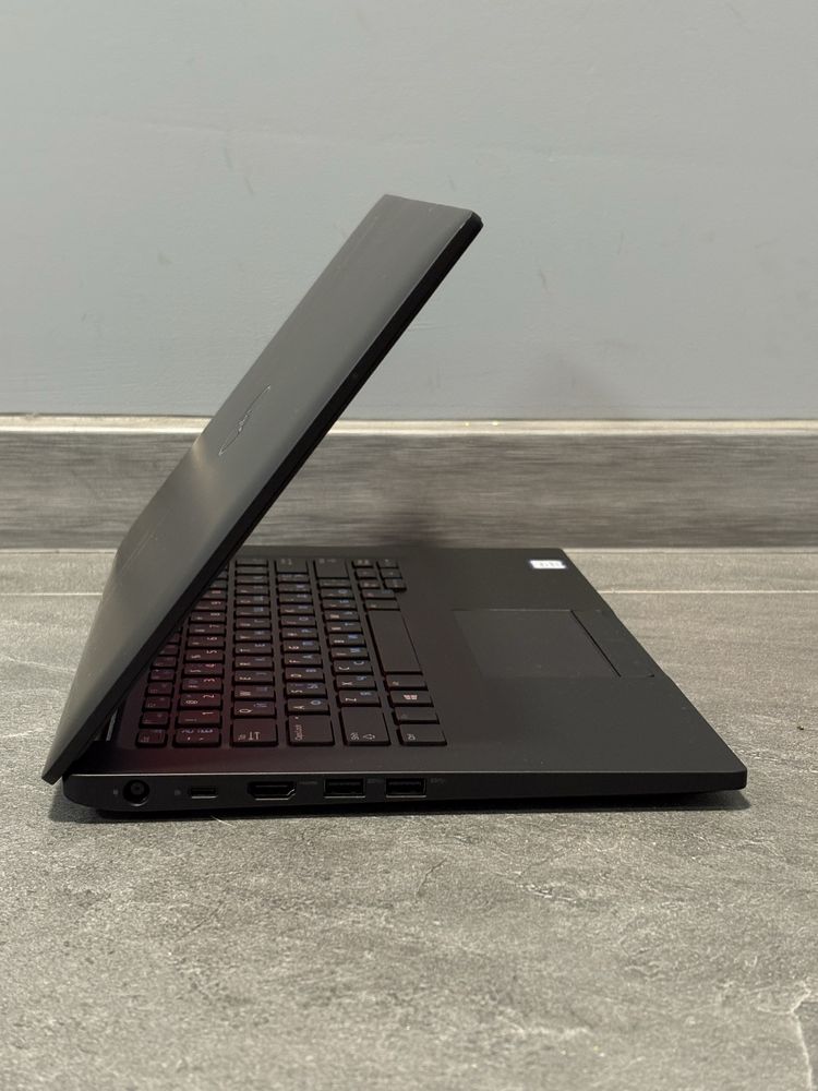 Dell Latitude 7490 | i5-8350u | 8GB RAM | 256GB NVMe | FHD IPS TOUCH