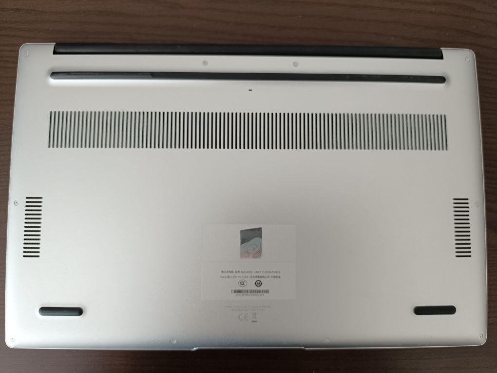 Huawei MateBook D15- jak nowy!
