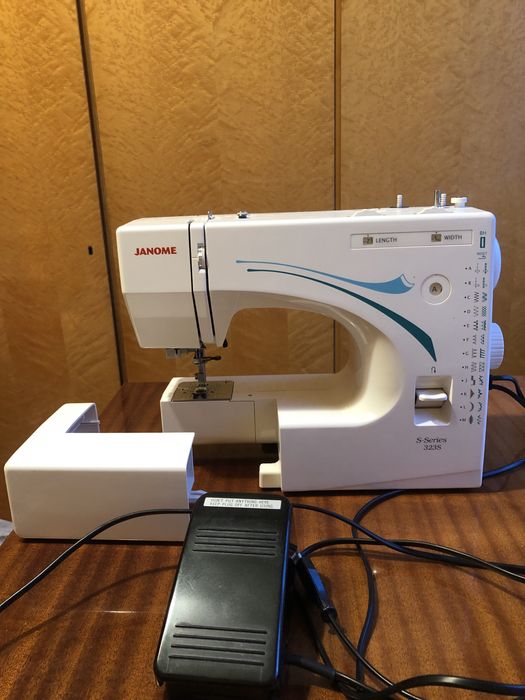 Швейная машинка Janome