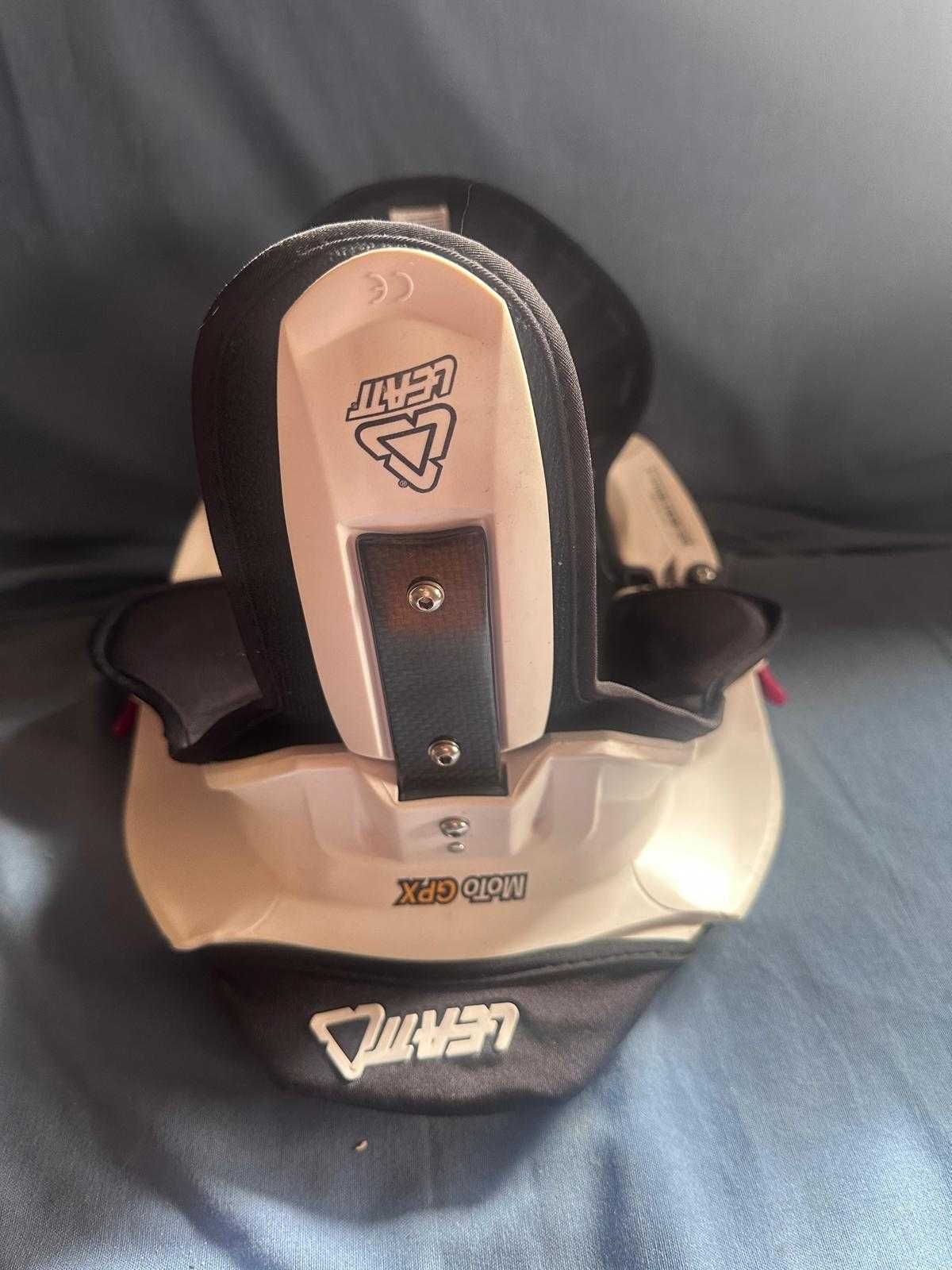 Neck brace leatt