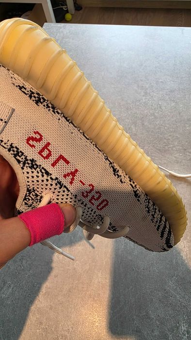 Yeezy Boost 350 V2 "Zebra" 46