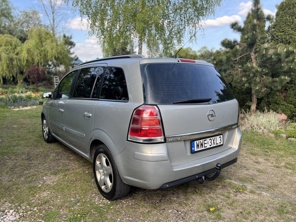 Opel Zafira B 1.9 cdti, 120 km, automat, 7 osób