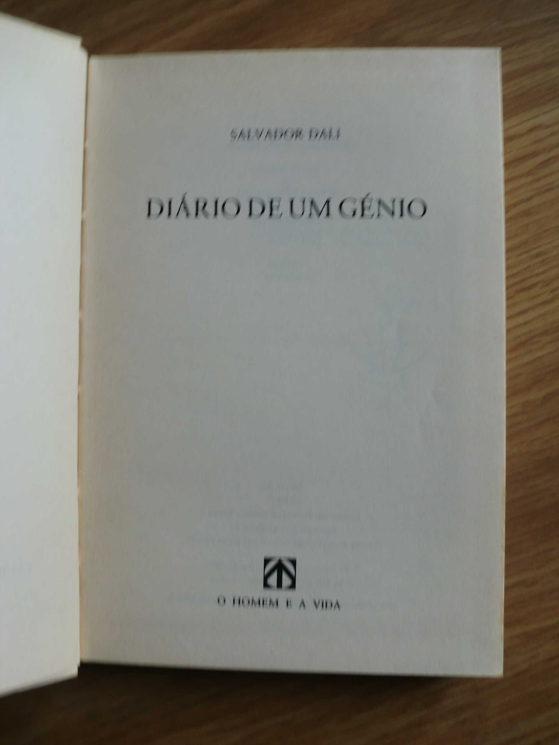 Diário de um Génio
de Salvador Dali