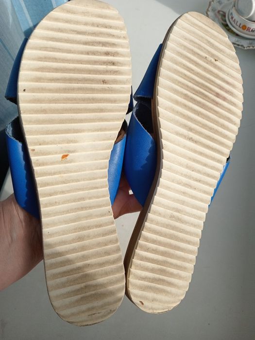 Шльопки шкіряні 39 р.