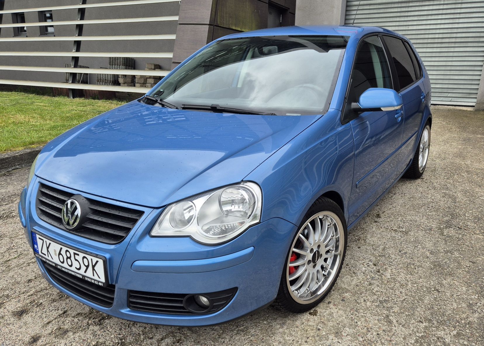 Vw polo 1.4 benzyna  klimatronik alufelgi 17" ZAREJESTROWANY W PL