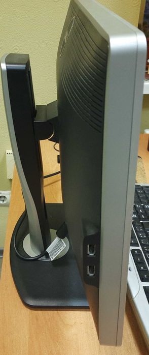 Монітор DELL 23"