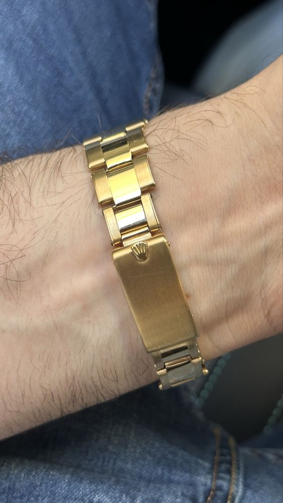 Rolex Oyster Perpetual Date - 18k - COMO NOVO