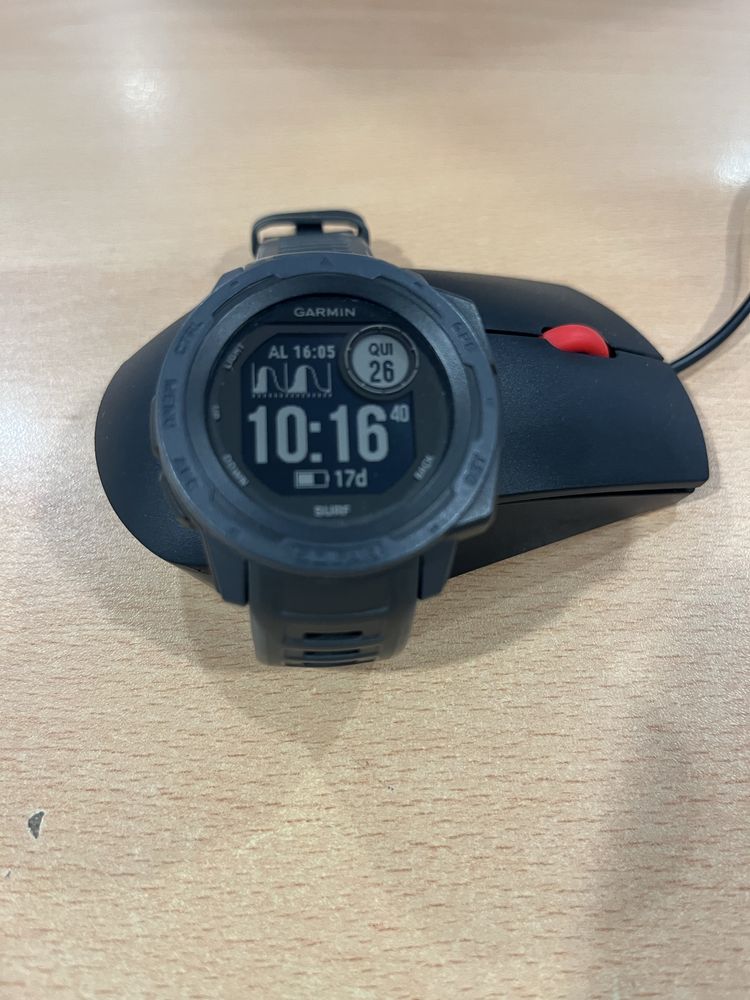 Garmin Instict Surf Solar